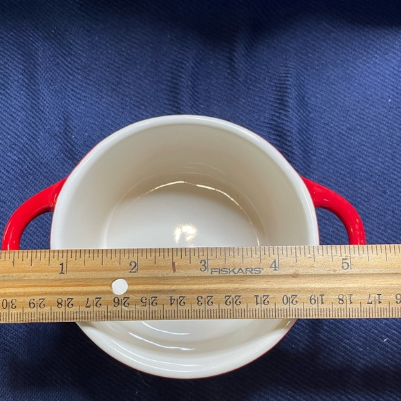 Set of 6 Crofton Lidded Mini Ceramic Casserole Dishes in Red Ang White - Picture 5 of 8